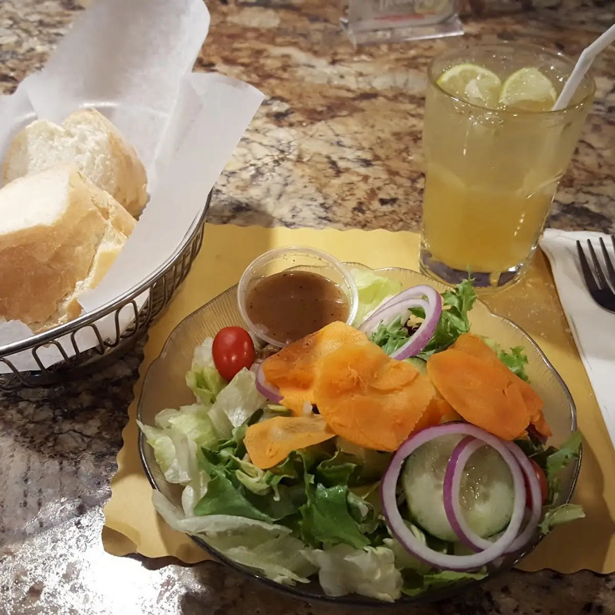 House Salad & Bread