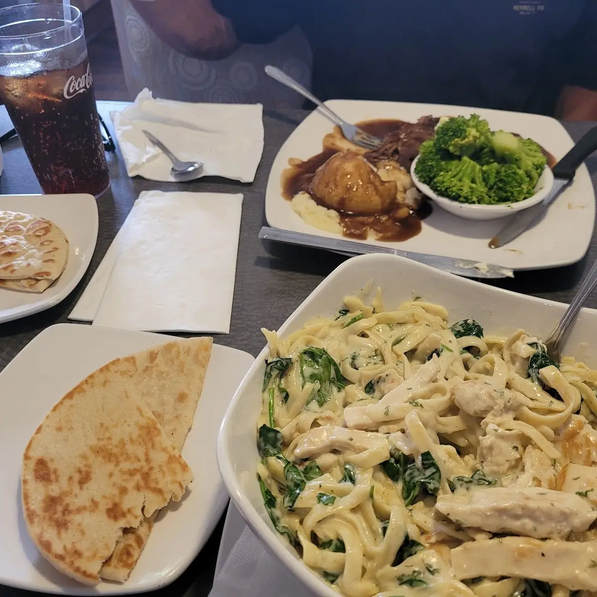 Chicken Alfredo with Spinach and Roast Beef with Broccoli Both Served with Pita Bread