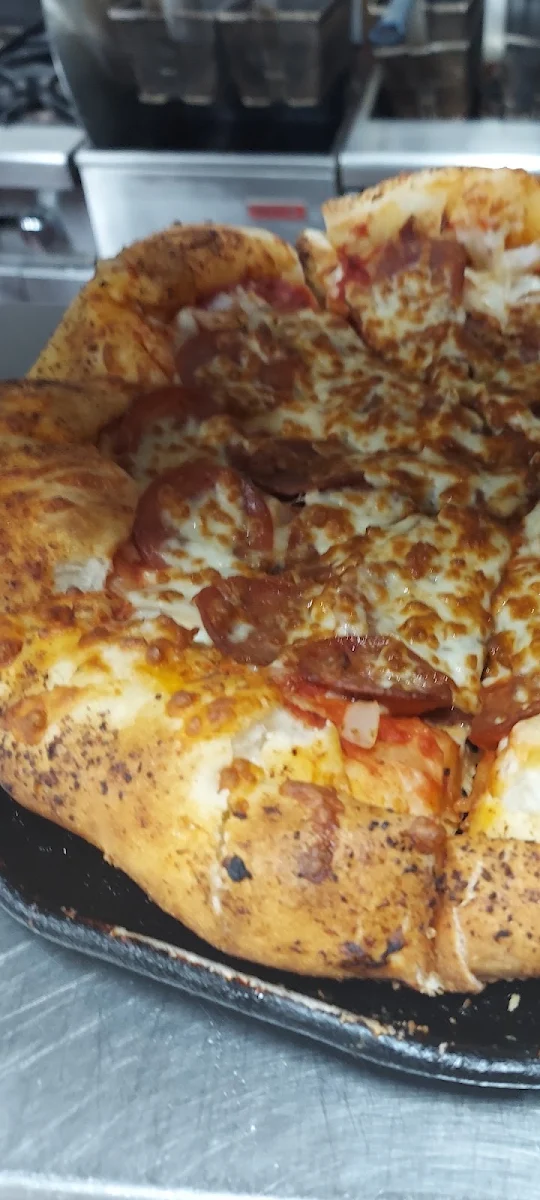 12 Pepperoni Pizza