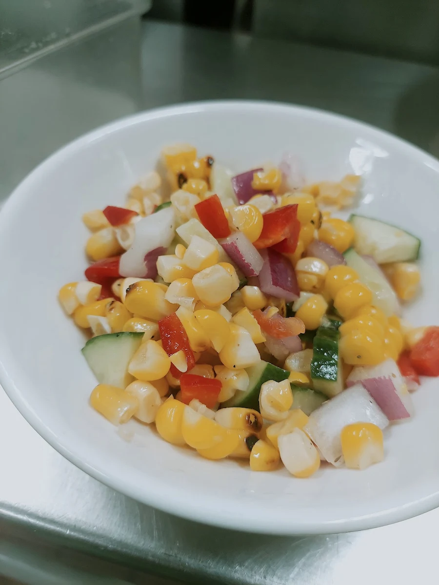 Summer Salad with Grilled Corn