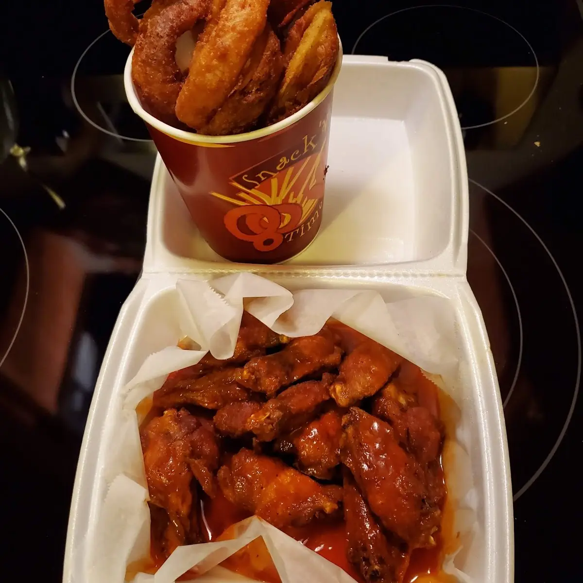 Medium Wings and Onion Rings