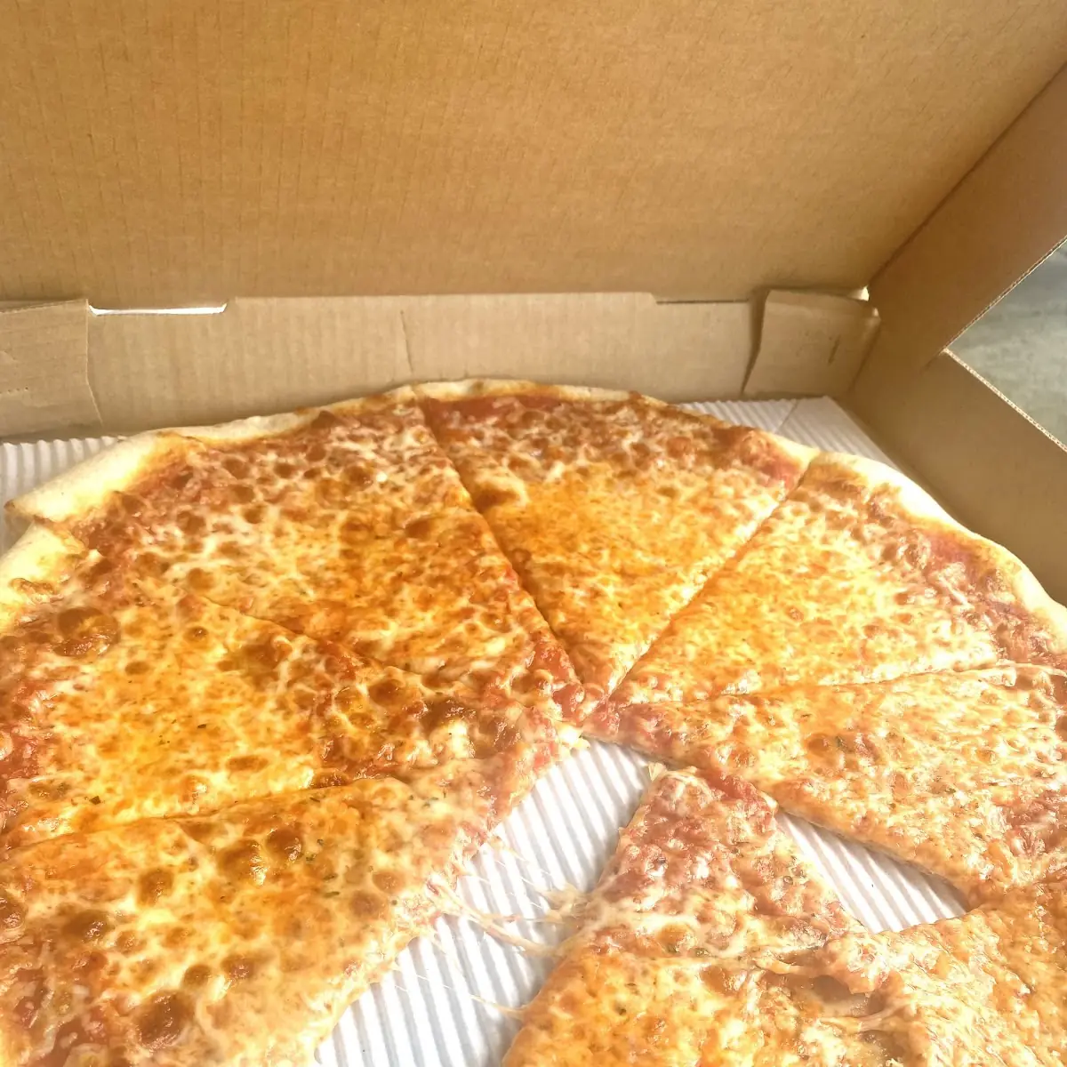White Pizza (Thin Crust 16")