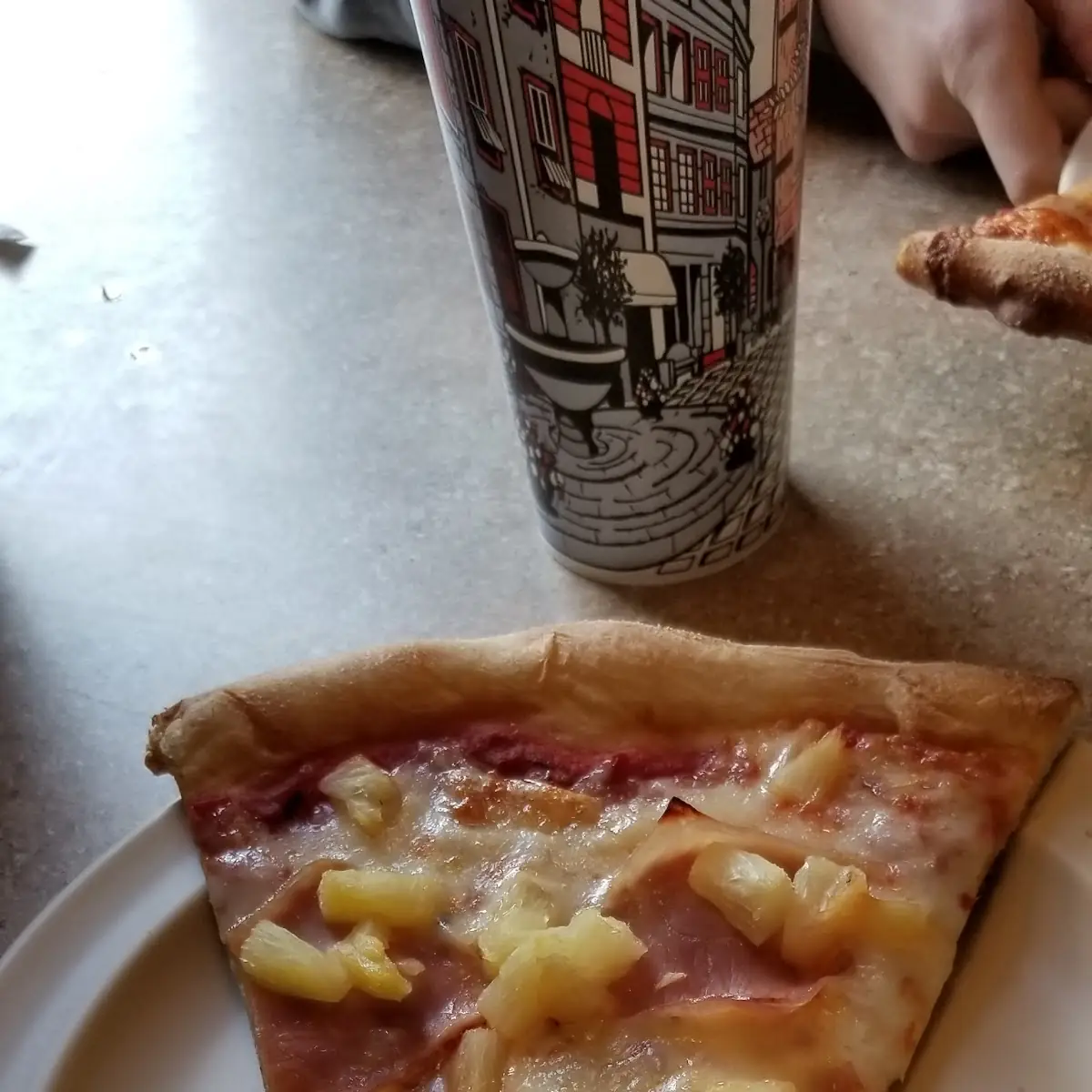 Hawaiian Pizza