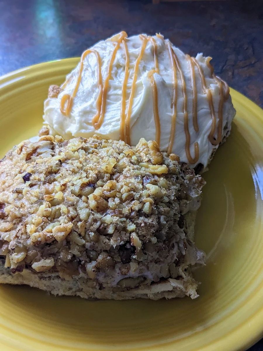 Caramel Apple Cinnamon Bun