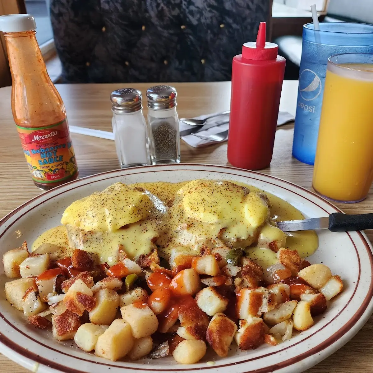 Eggs Benedict