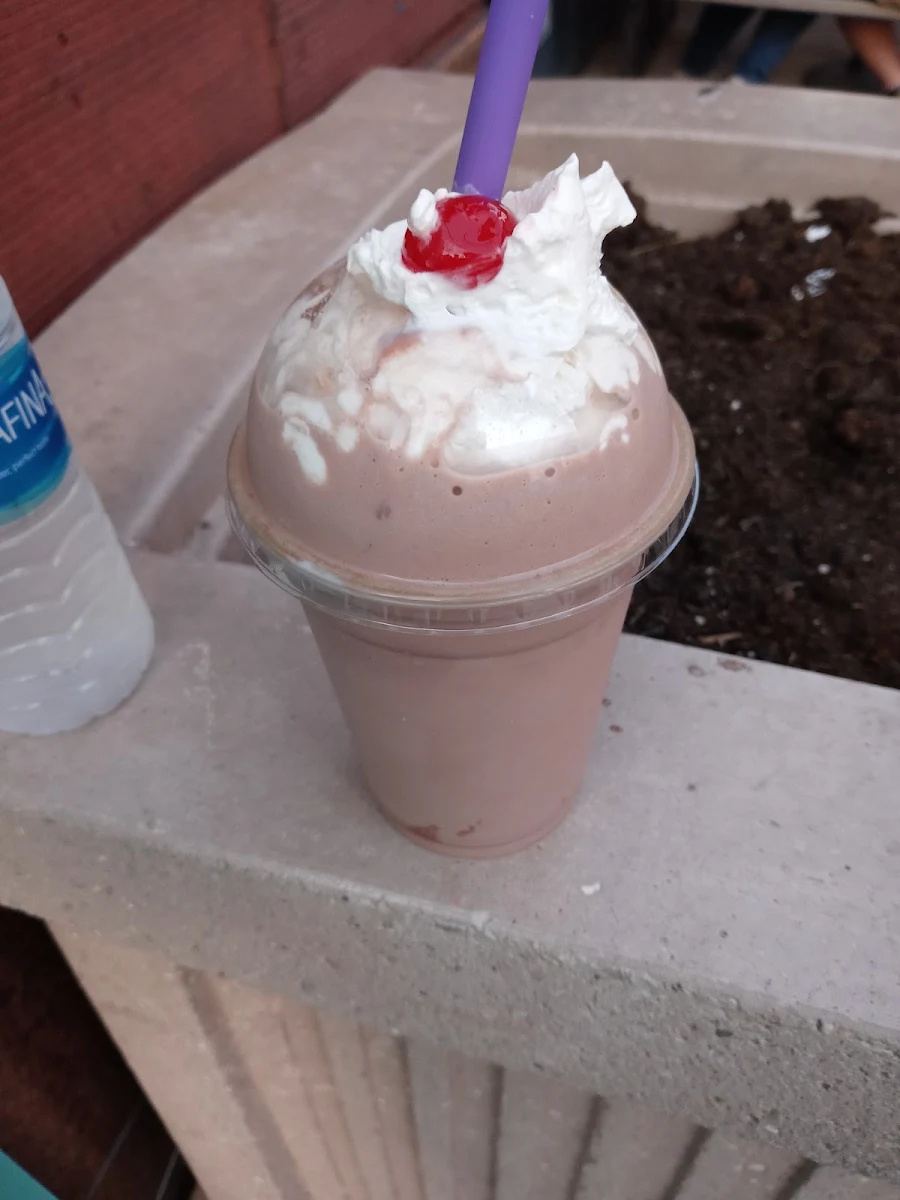 Chocolate Banana Milkshake Boozy