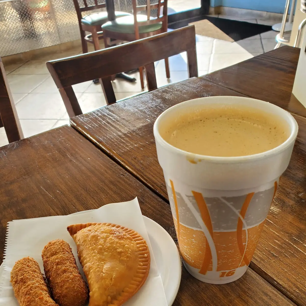 Empanada De Queso Fundido