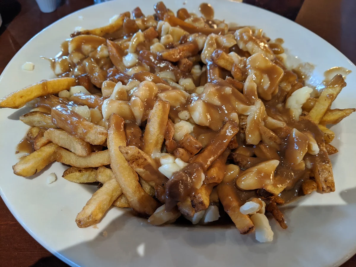 Large Poutine