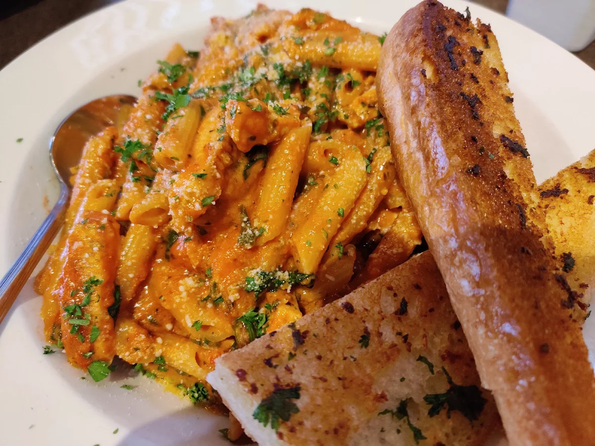 Sausage Pepper Penne with Garlic Bread
