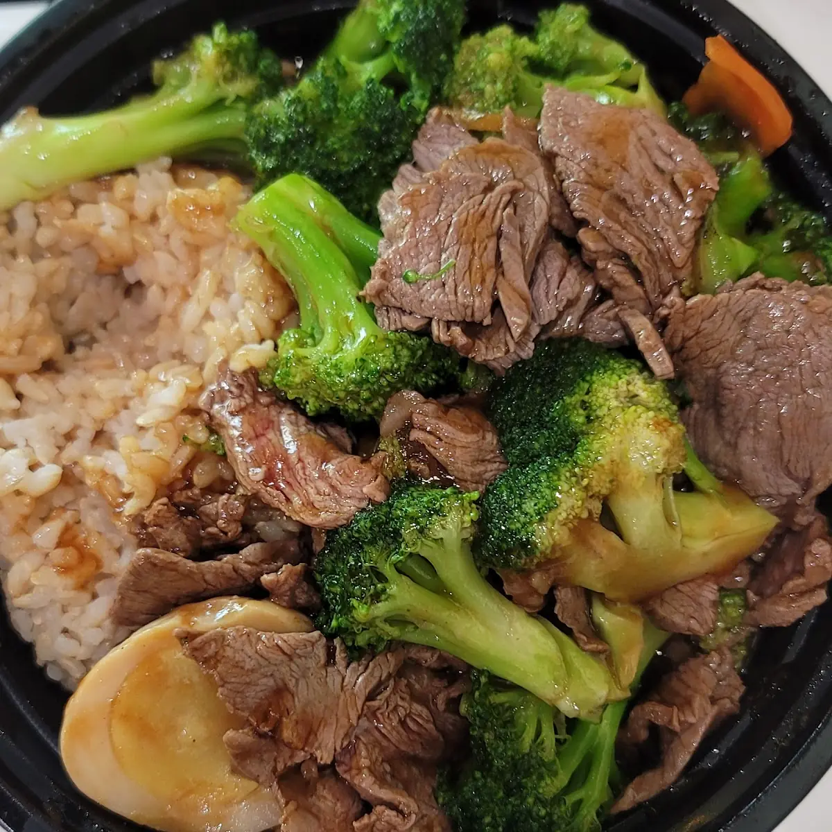Rice Bowl with Brocolli Beef