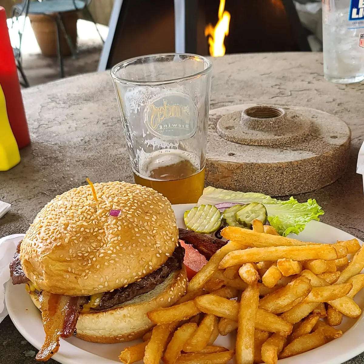 Bacon Cheddar Burger
