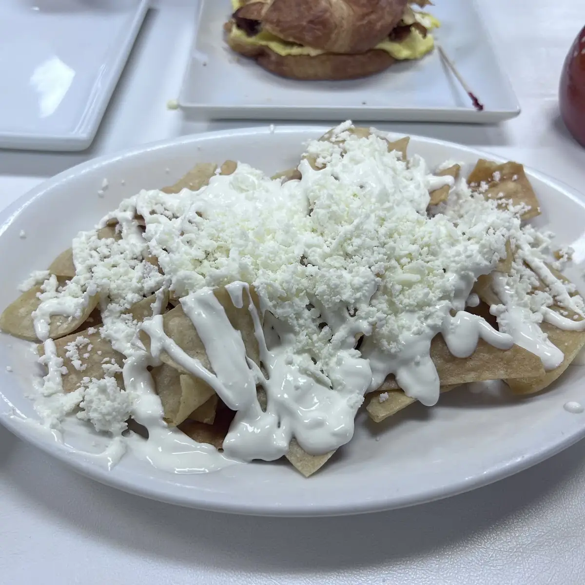 Chilaquiles Verdes Con Huevo