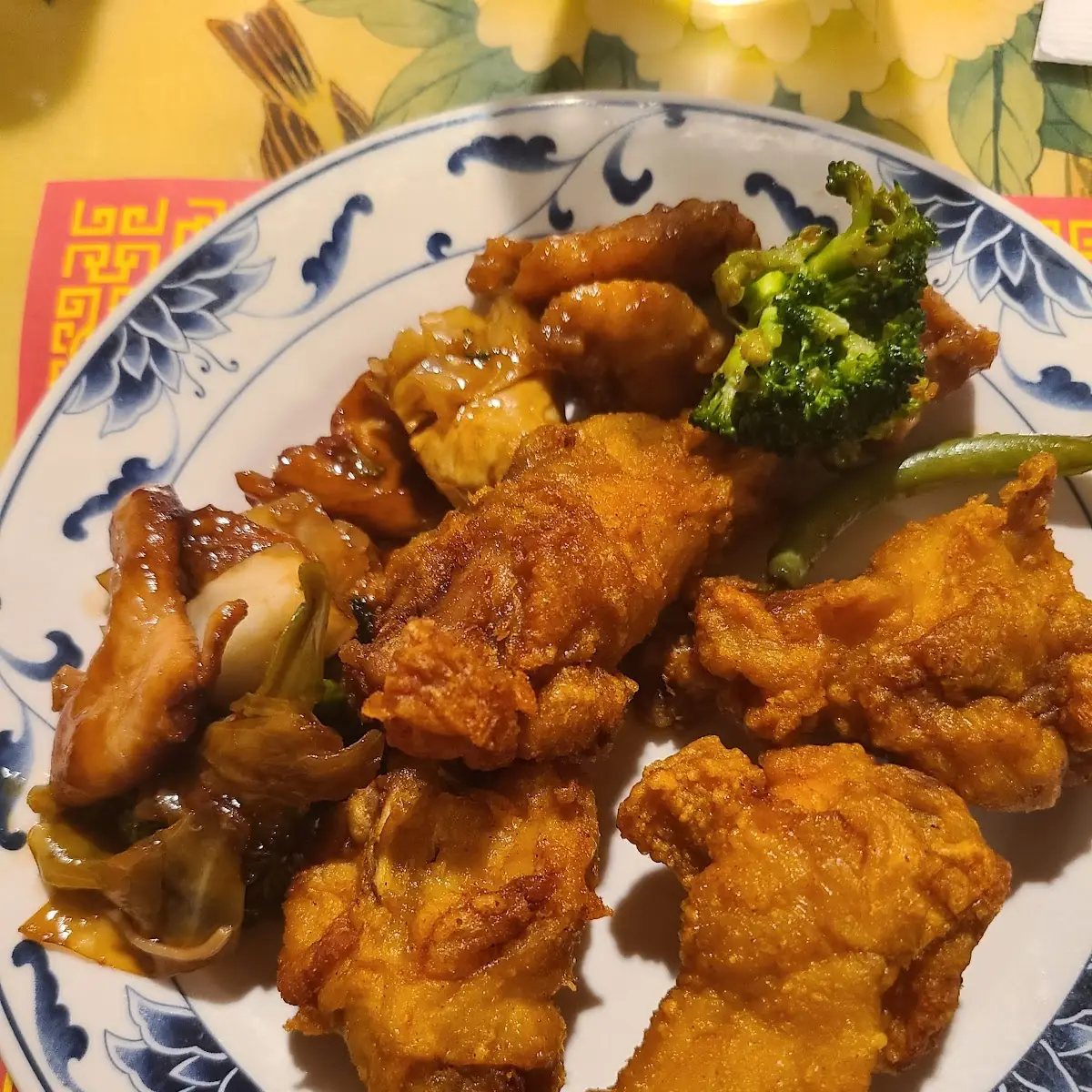 Chicken Broccoli and Fried Wings