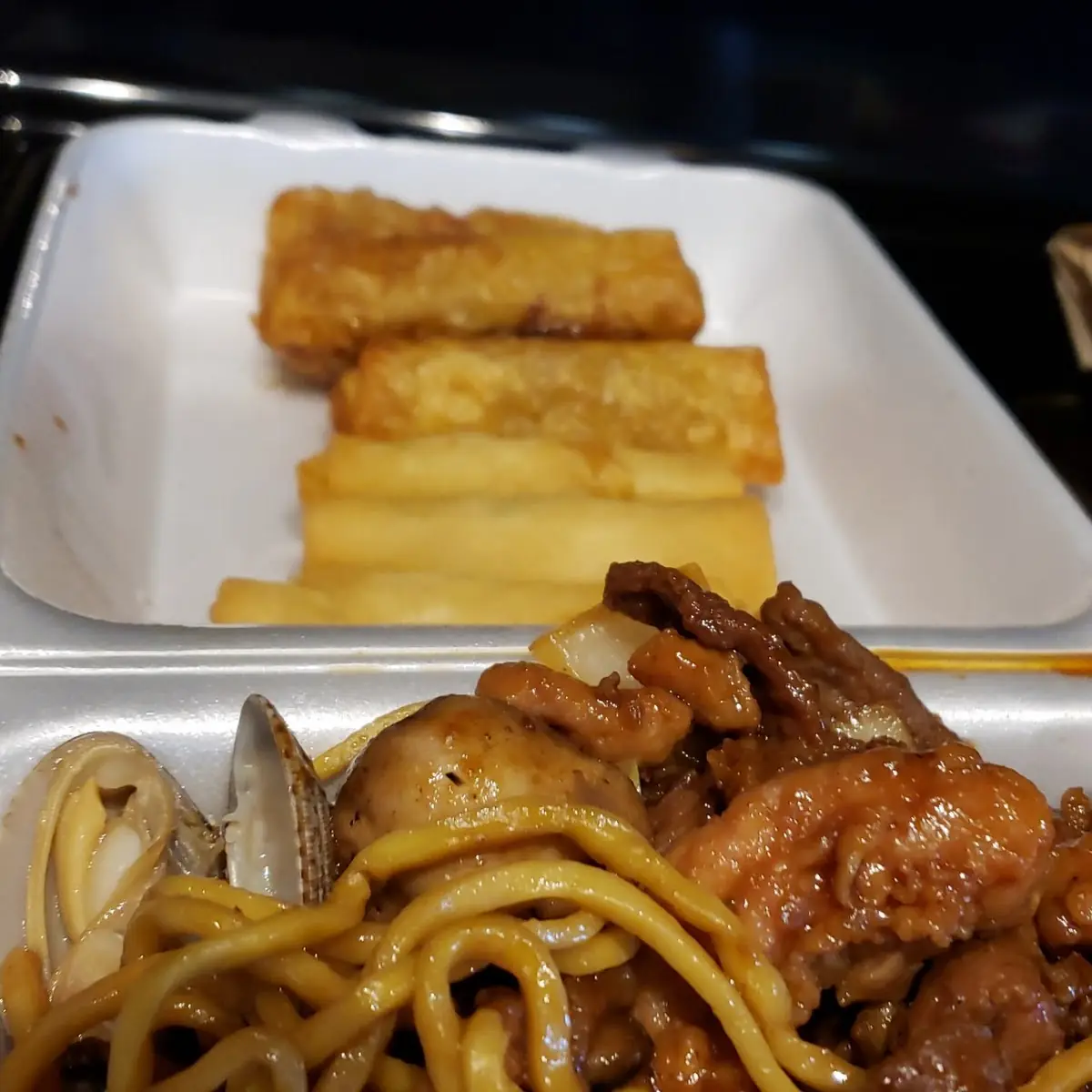 House Lo Mein