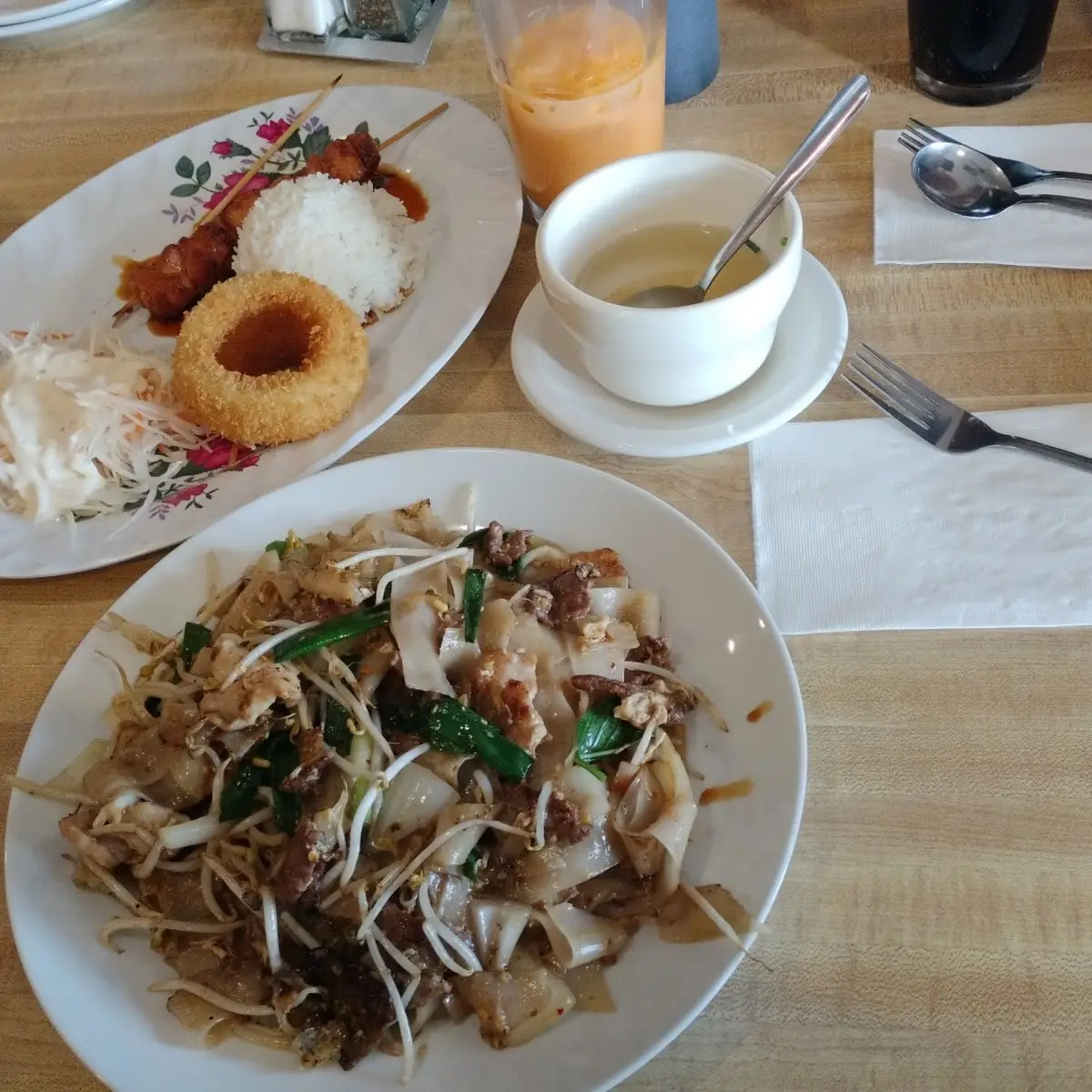 Drunken Noodles Combo
