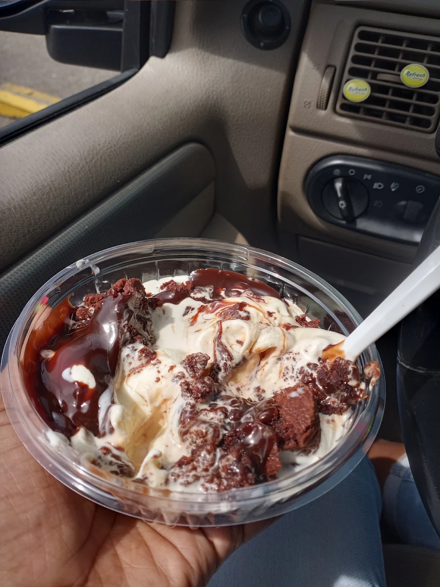 Brownie Fudge Sundae