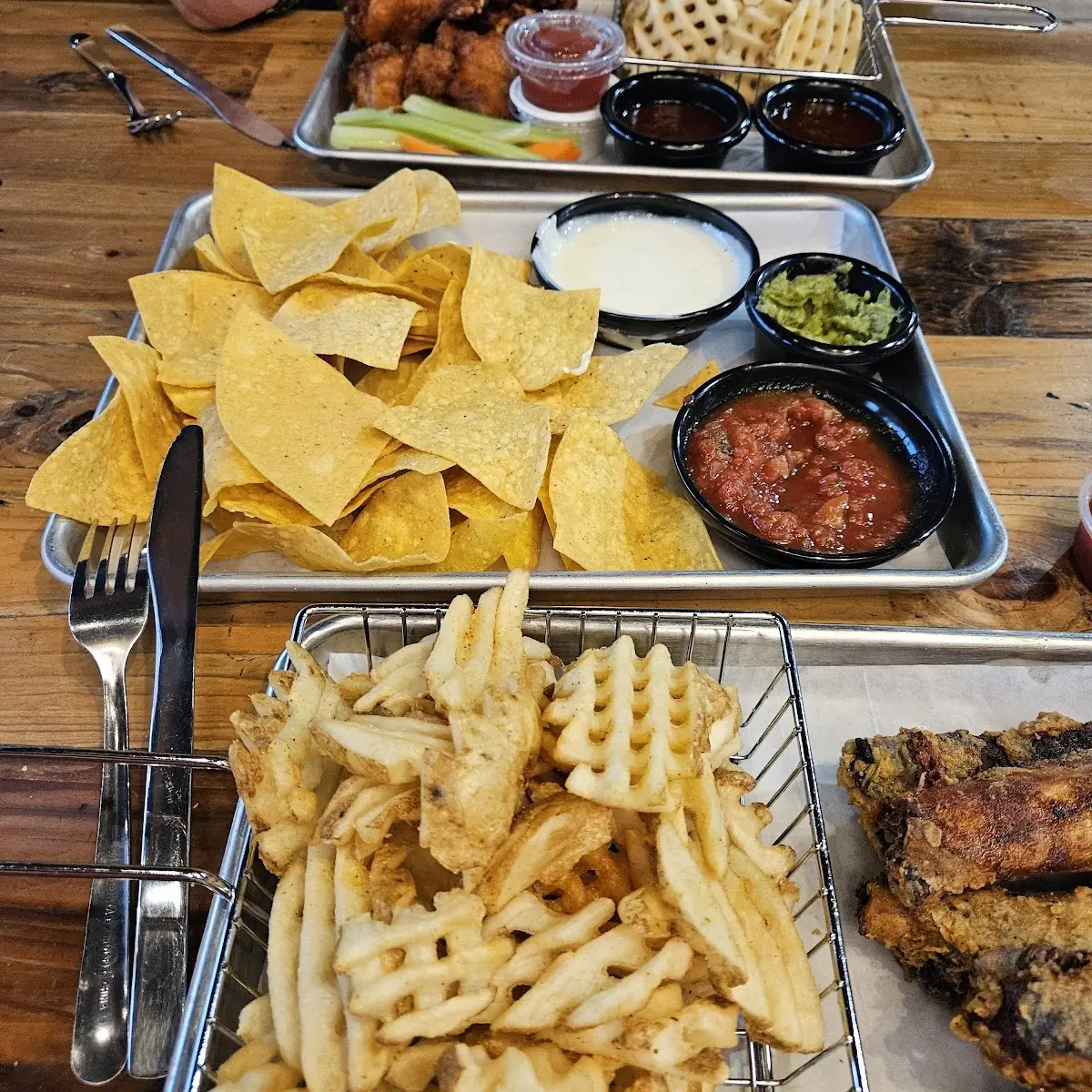 Chips Salsa with Guacamole