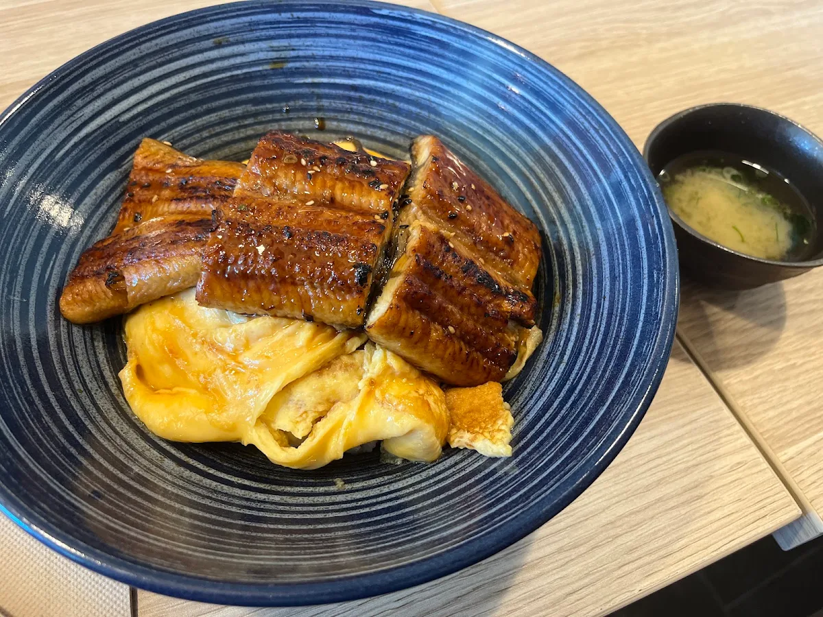 Unagi Don Eel, Uncle Don West End