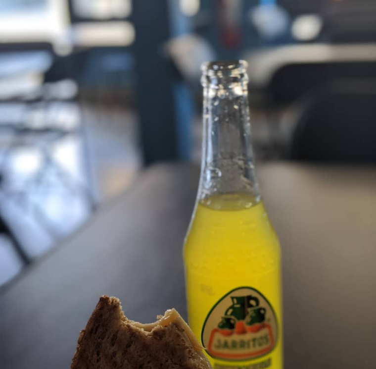 Super Sandwich & Jarritos Drink