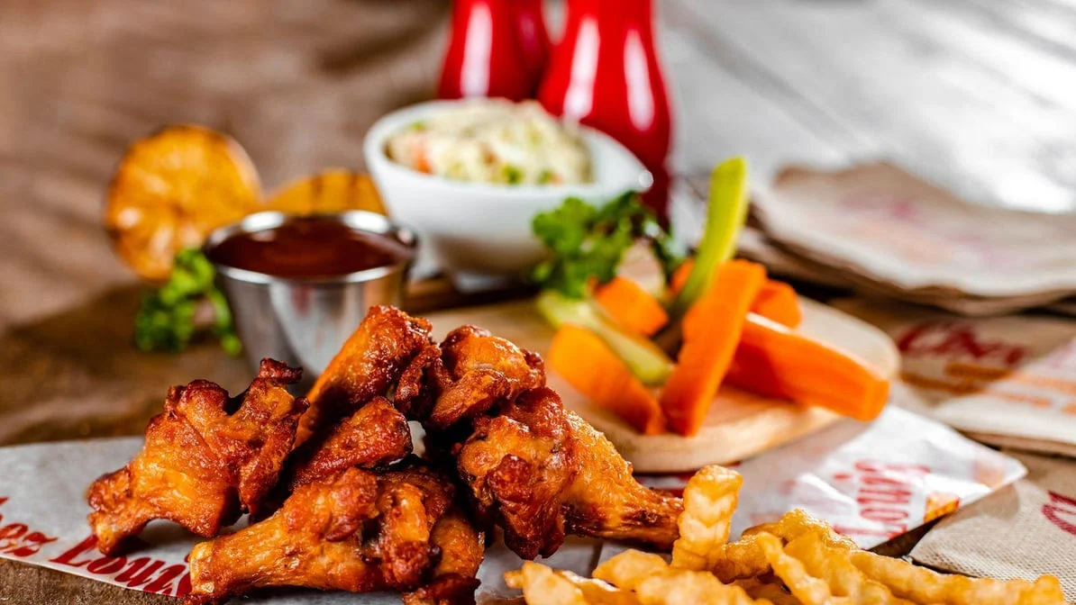 Highlights, Chez Louis Poulet Et Pizza