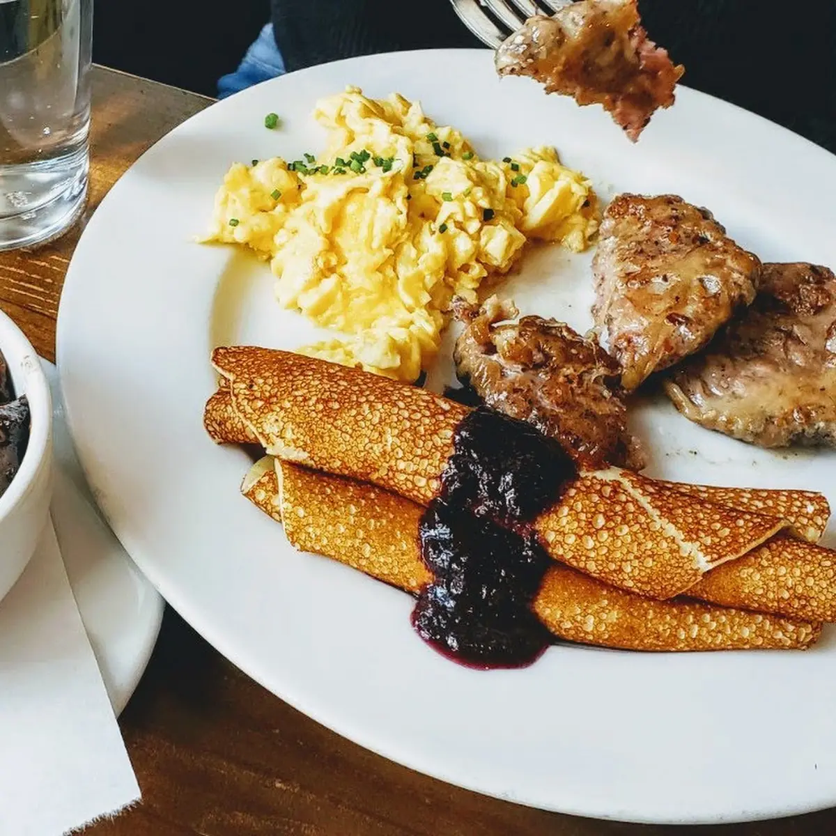 Pancakes with Berry Compote