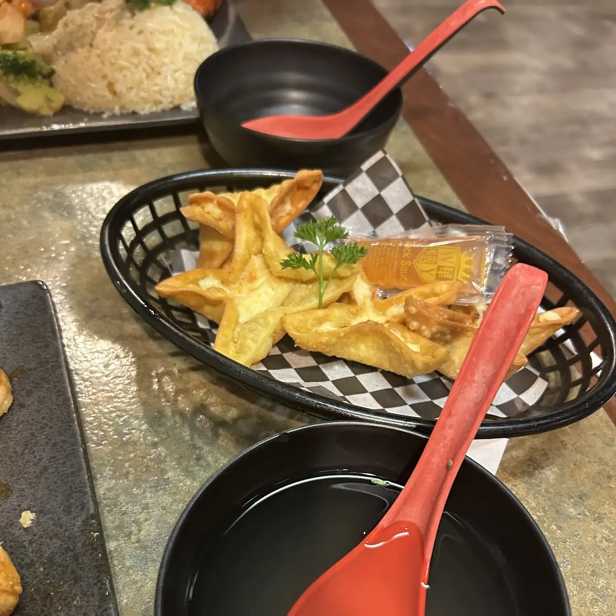 Crab Rangoon 4 Pieces