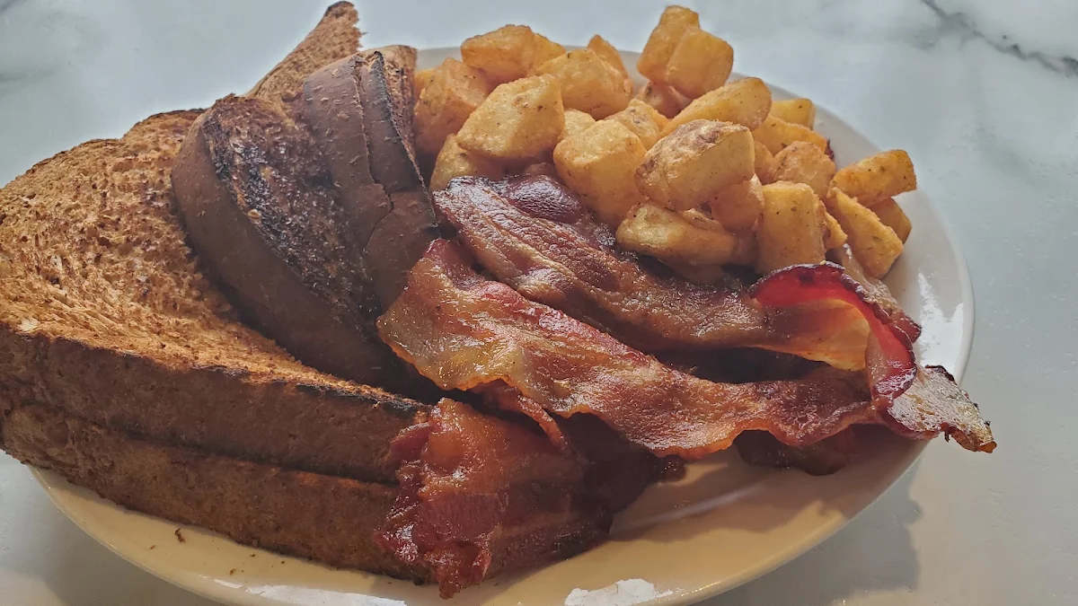 Highlights, Bartliff's Bakery & Restaurant