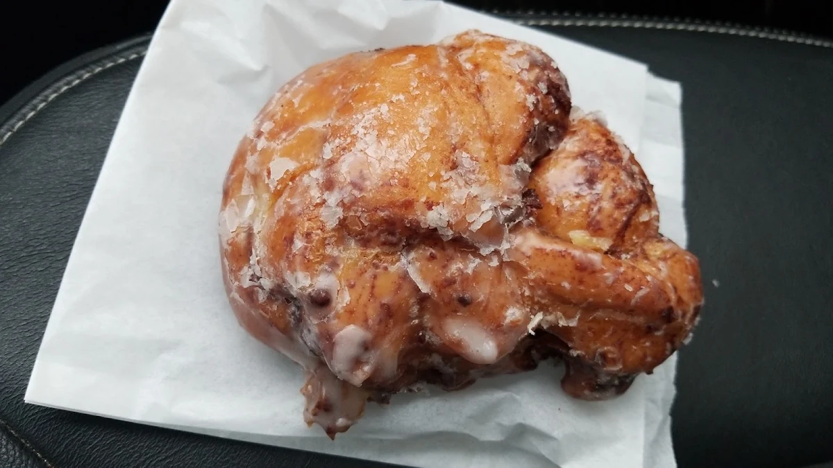 Highlights, Bartliff's Bakery & Restaurant