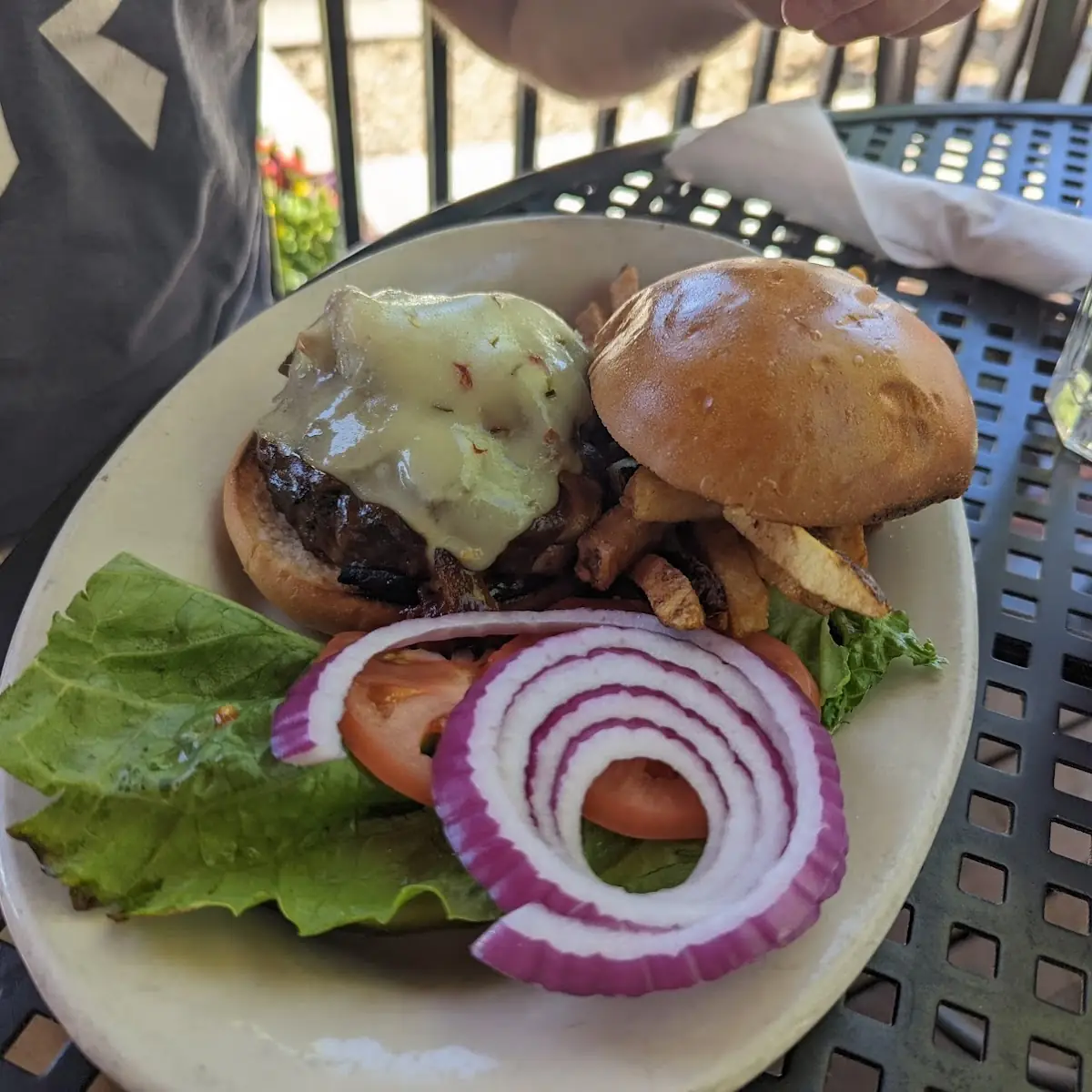 1 2lb Ground Beef Burger