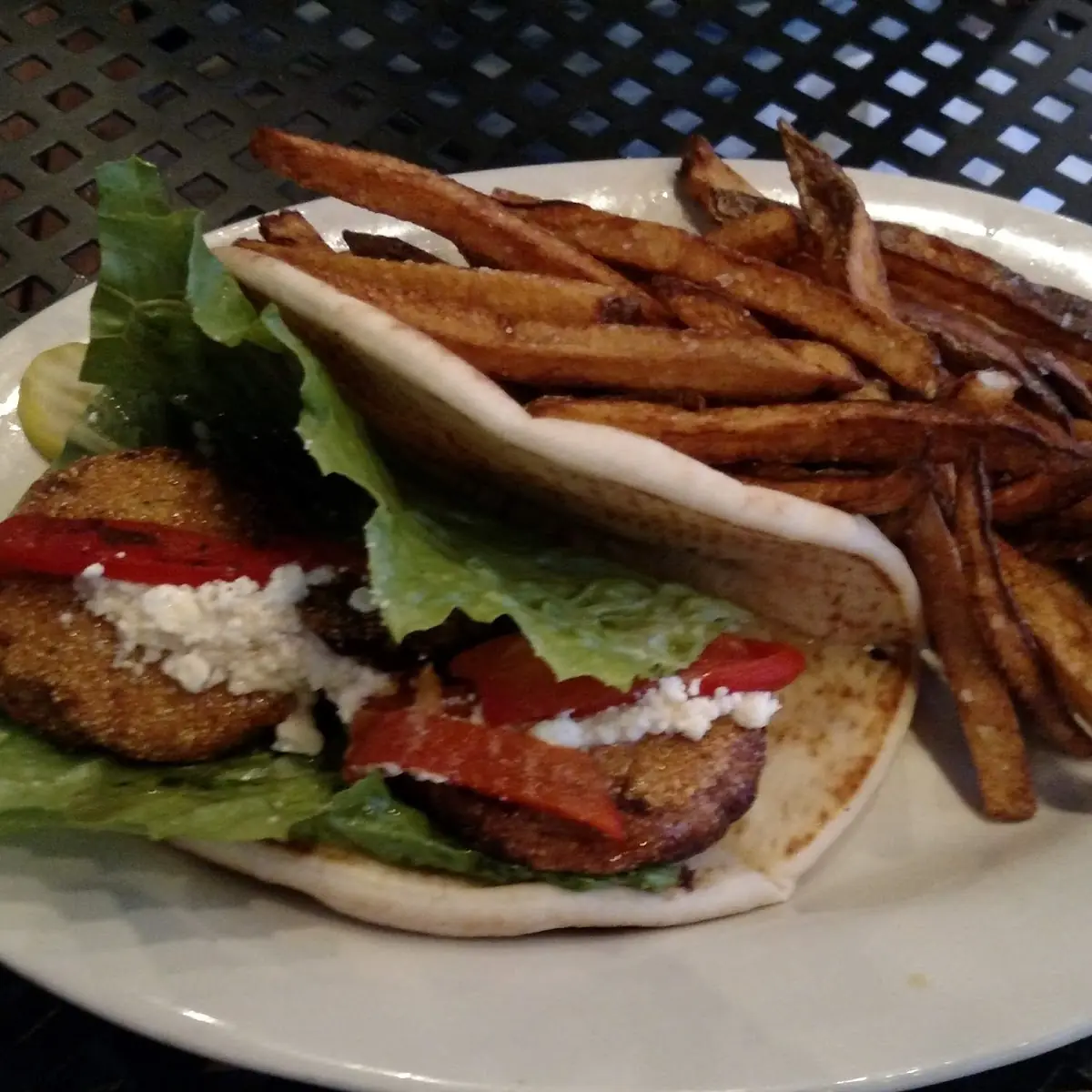 Fried Green Tomatopita