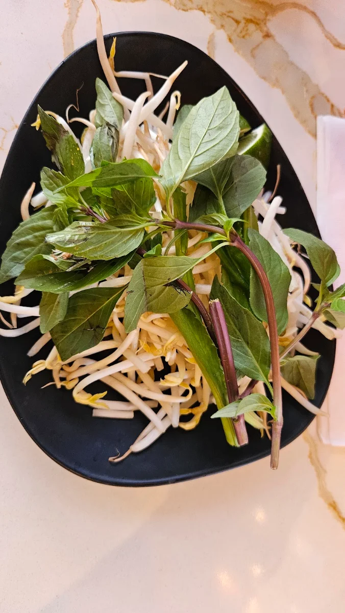 Highlights, Pho Anh Vu Vaughan