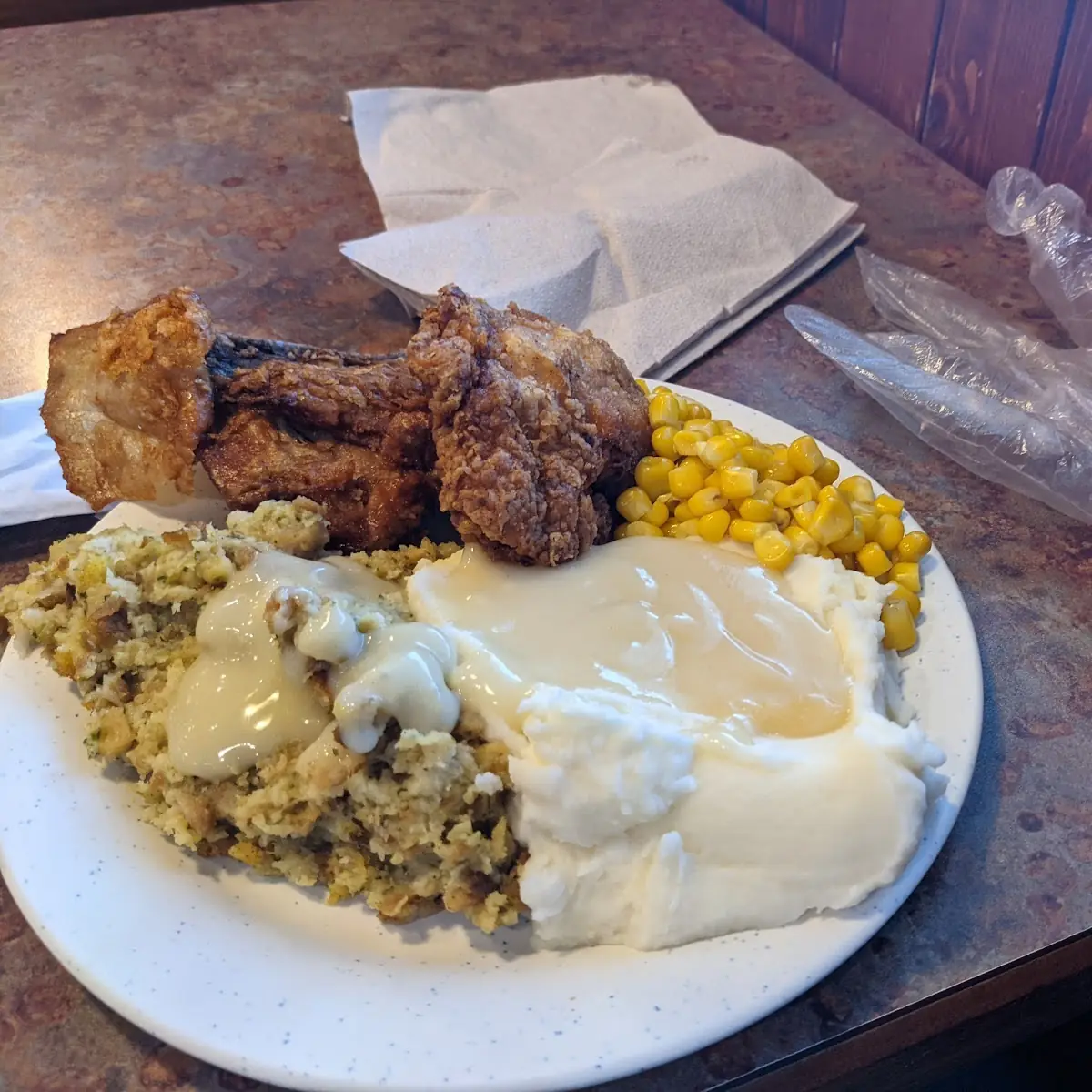 Fried Chicken Mashed Potatoes & Gravy and Corn