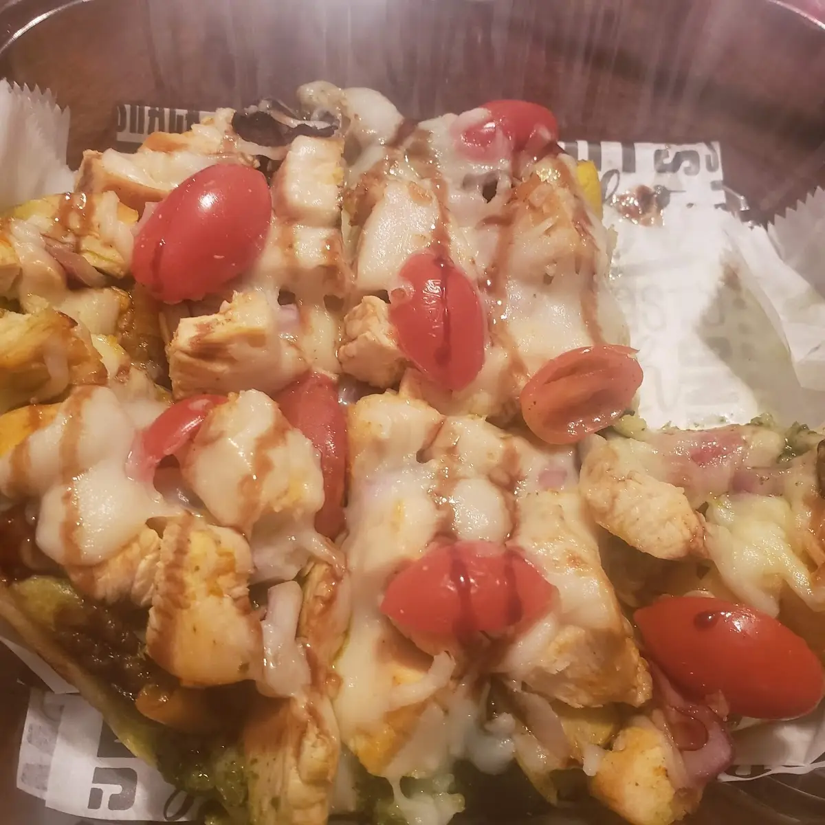 Veggie Flatbread with Chicken