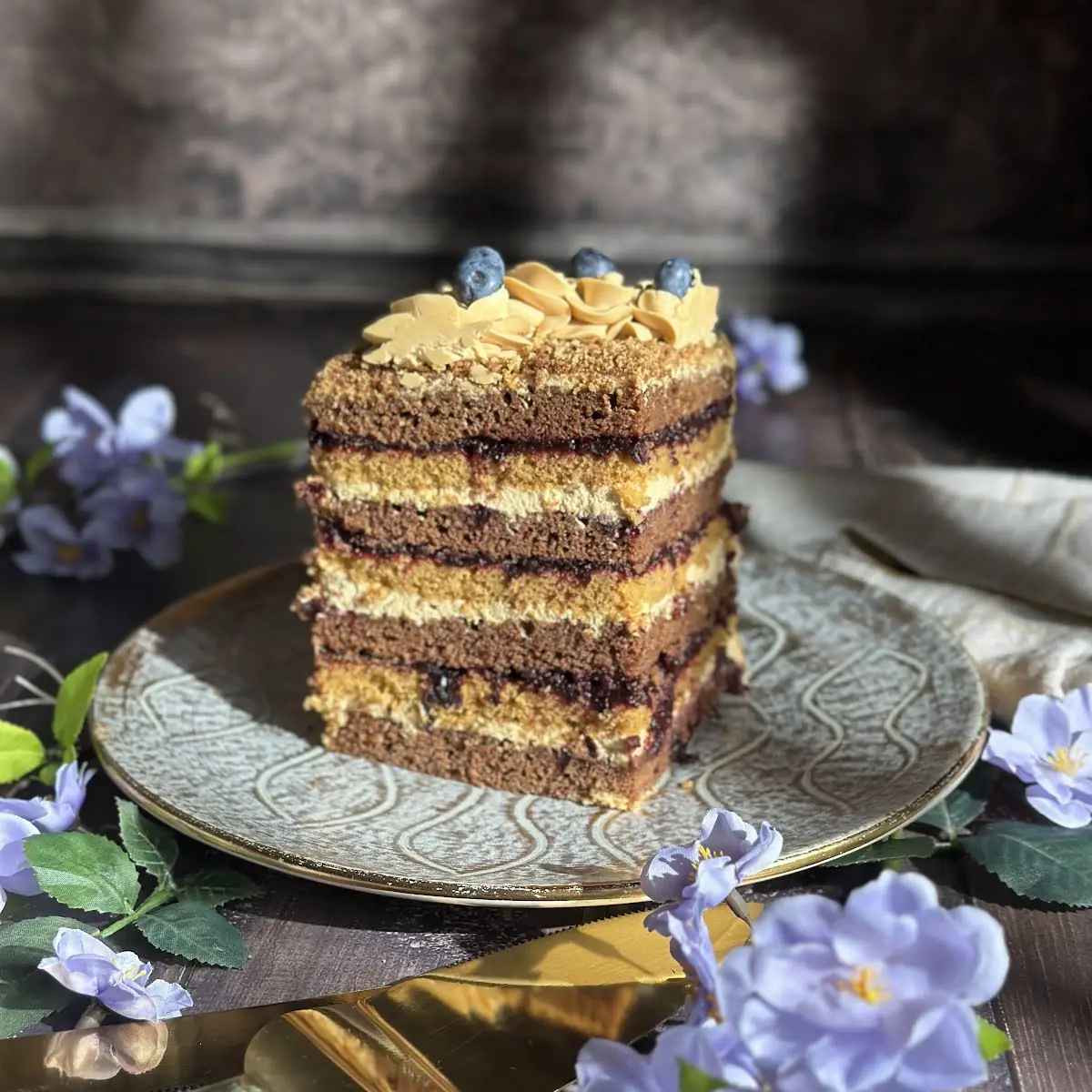 Sour Cream Honey Black Currants Cake