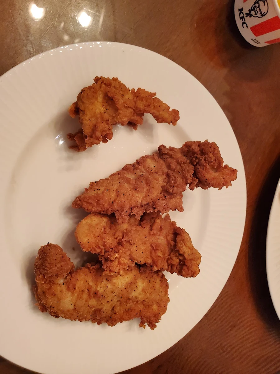 3 and a 1 2 Tender Meal not 4, KFC