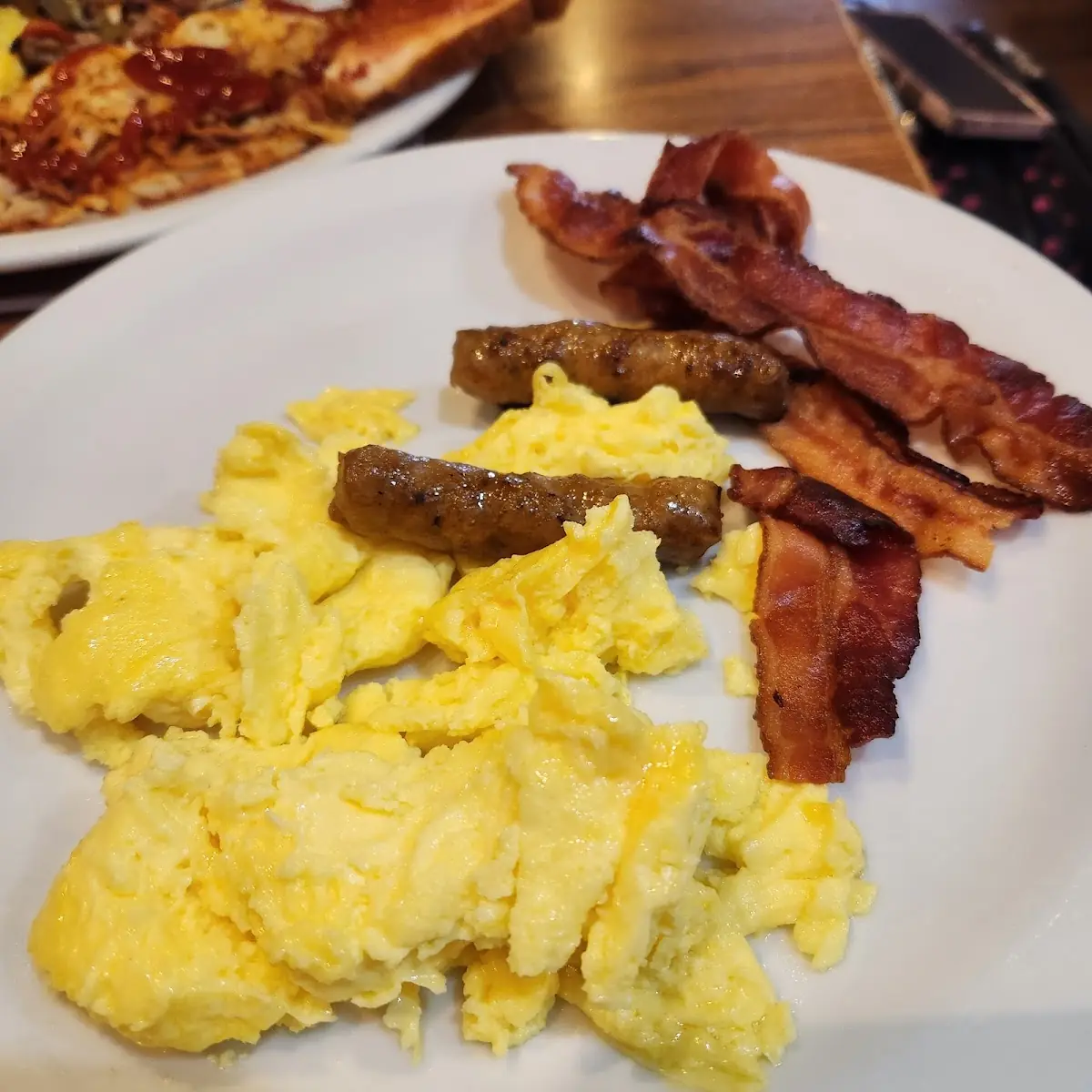 55 Scrambled Eggs & Cheddar Breakfast