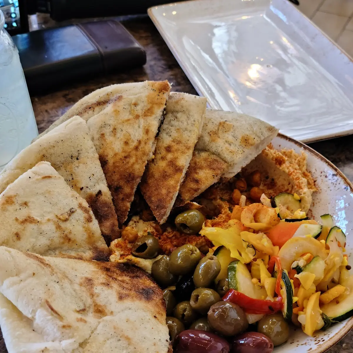 Hummus Plate