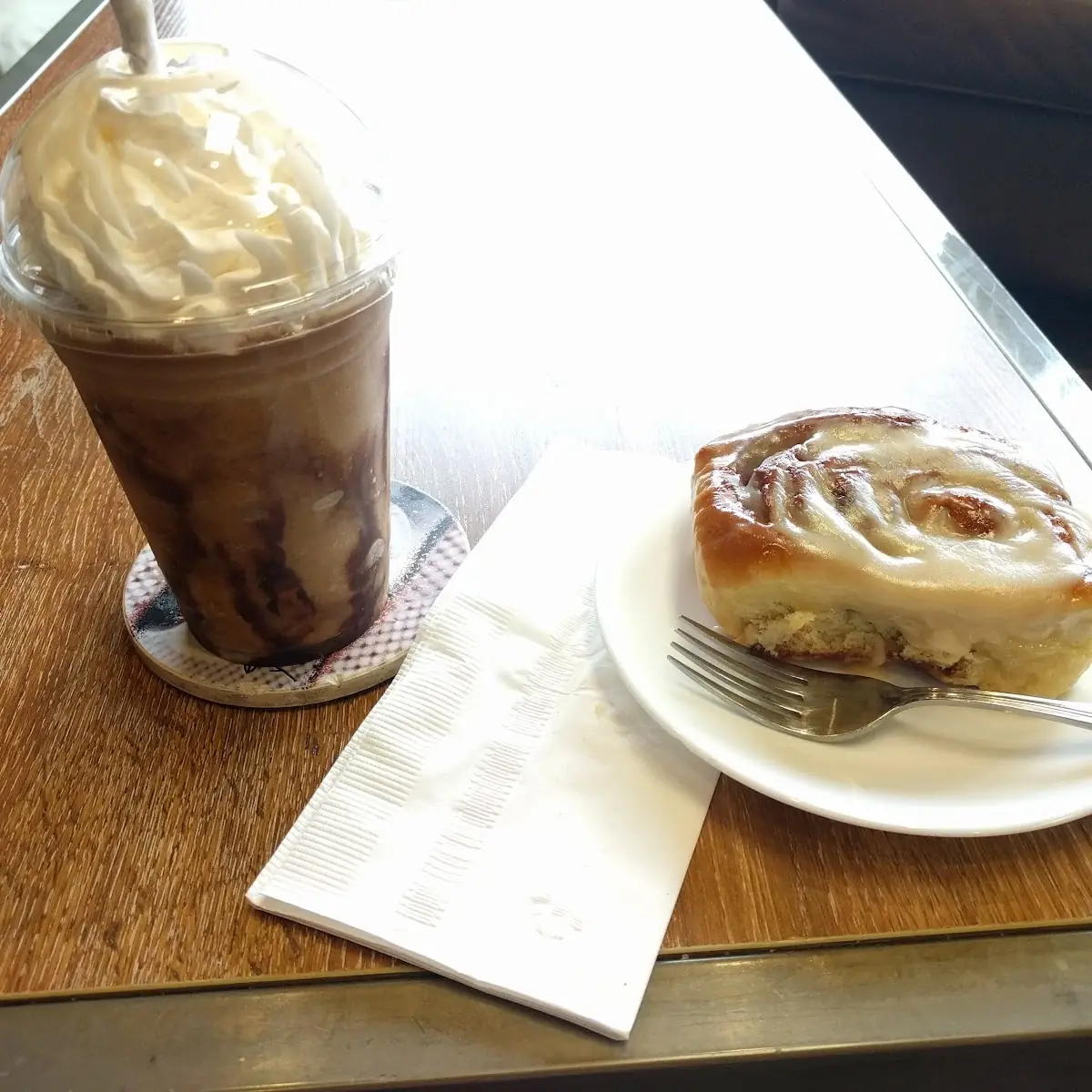 Large Cinnamon Roll