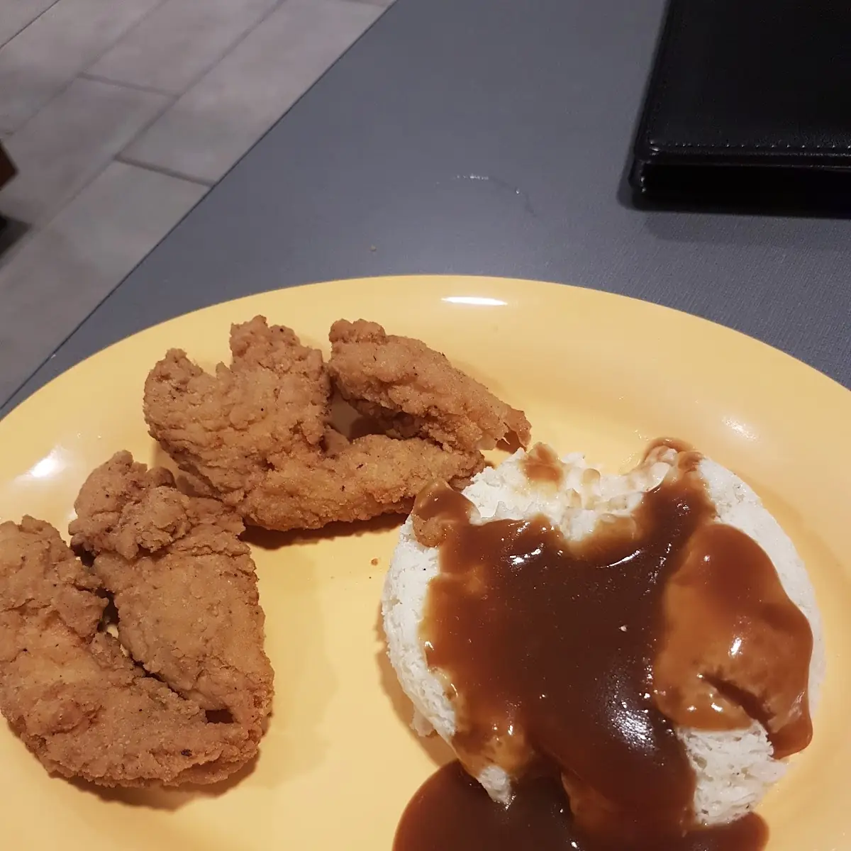 Chicken Strip and Mashed Potatoes with Brown Gravy
