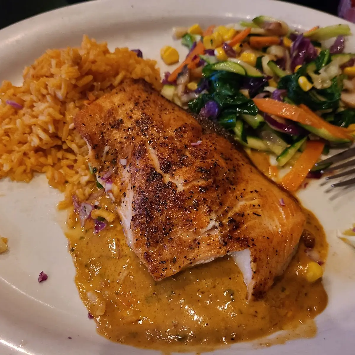 Chipotle Salmon with Mixed Vegetables