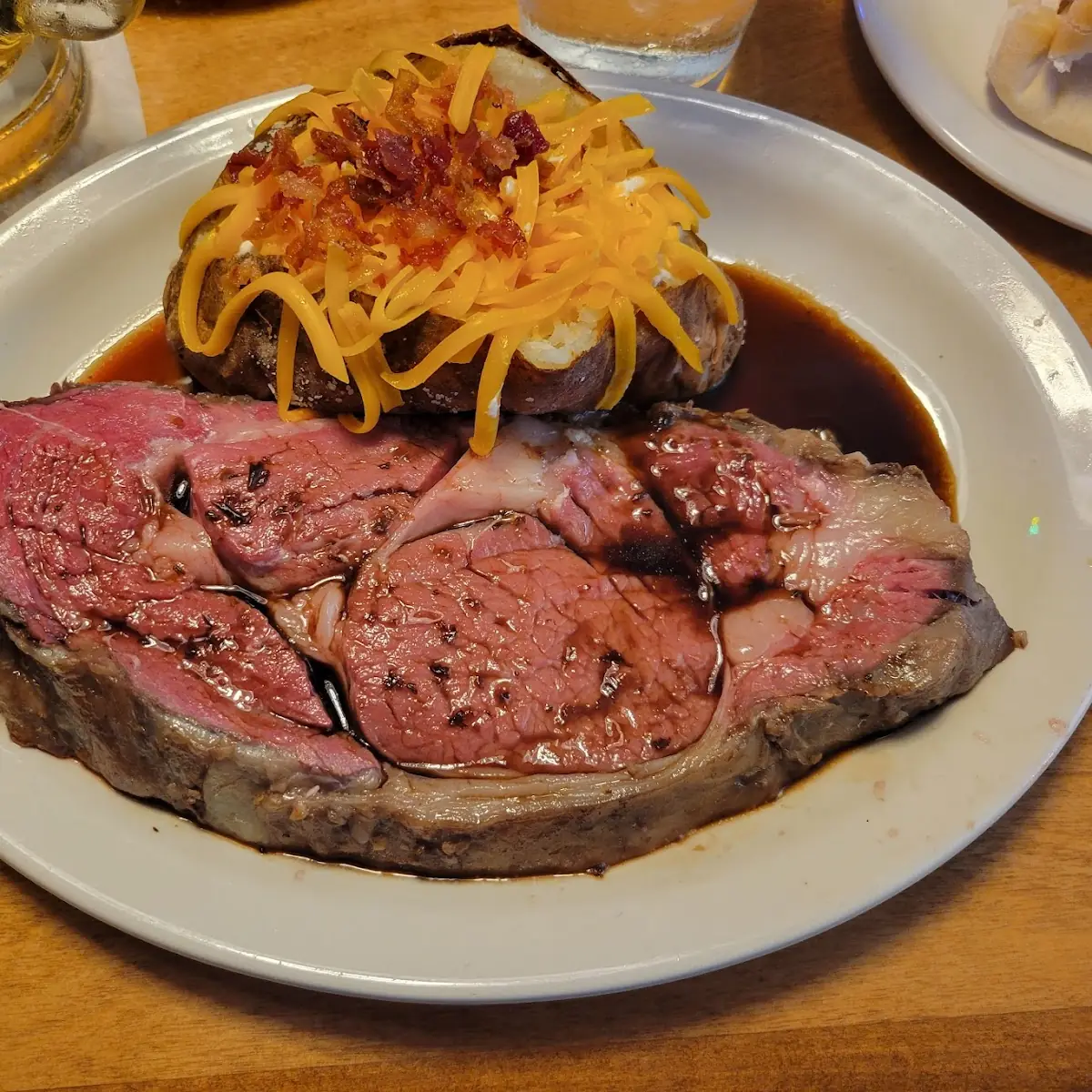 16 Oz Prime Rib