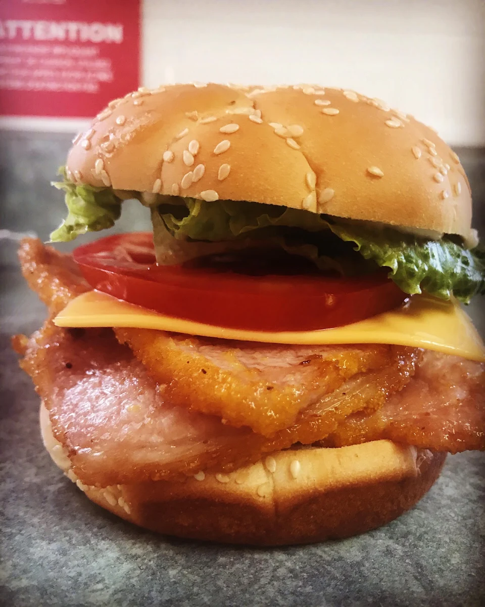 Highlights, Fish N' Fry Inn