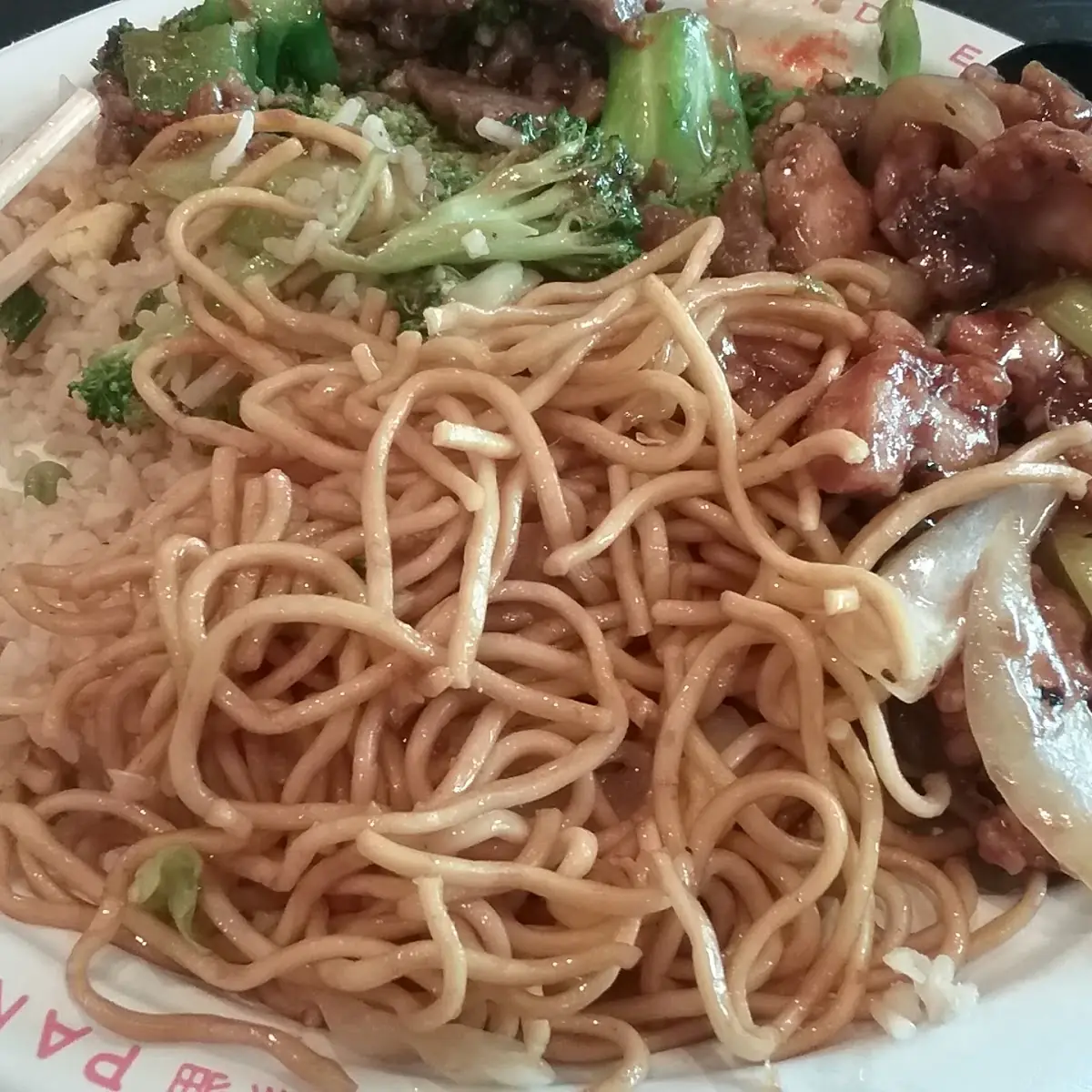 Chow Mein Brocolli Beef Black Pepper Chicken