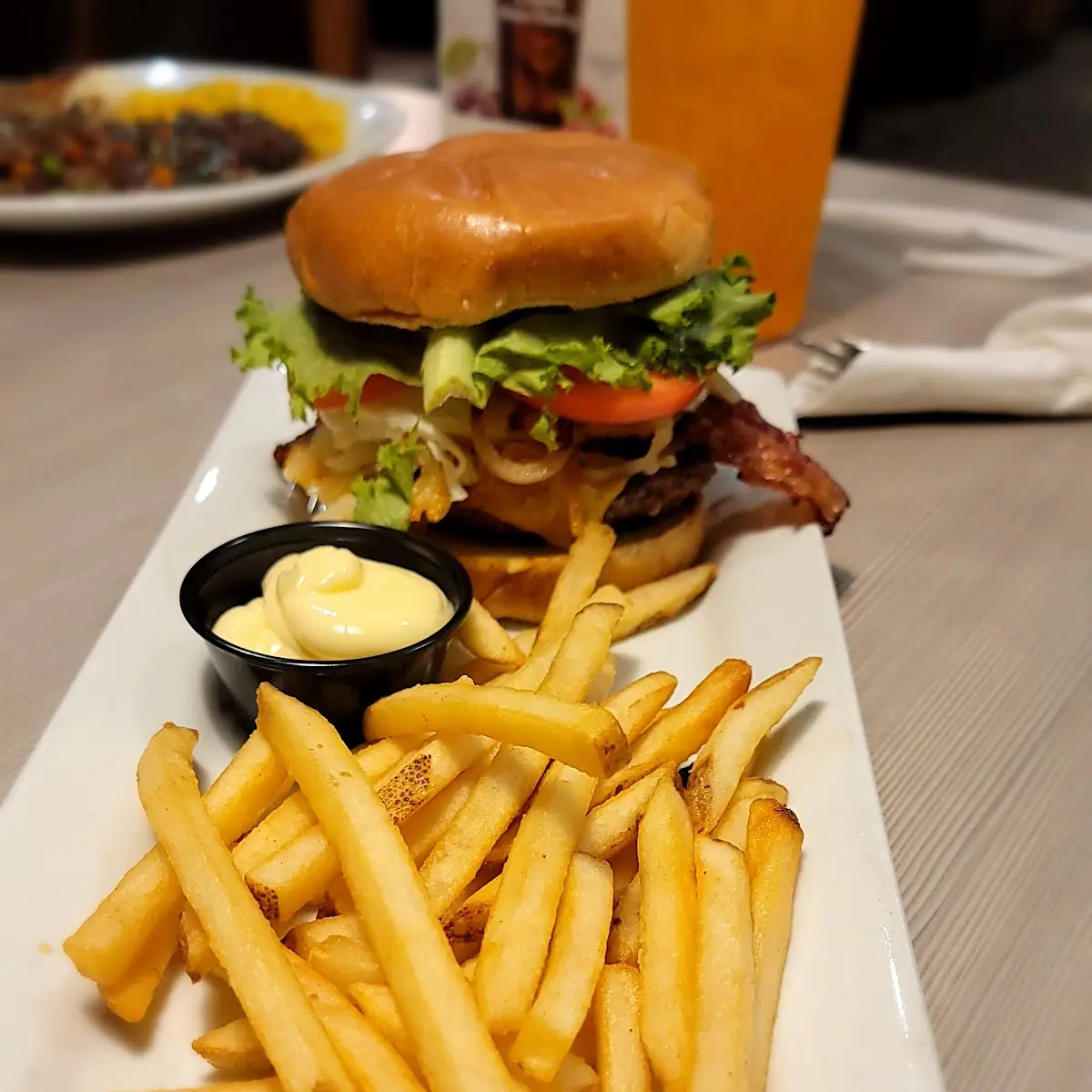 Custom Burger