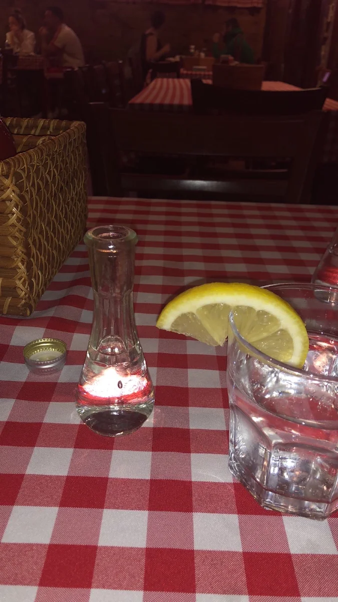 Peach Brandy, Etno Bar & Grill