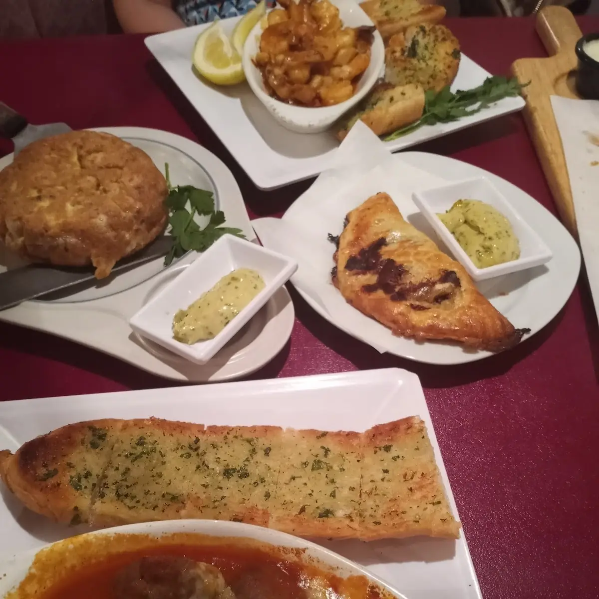 Albondigas with Garlic Bread and Other Scrumptious Items
