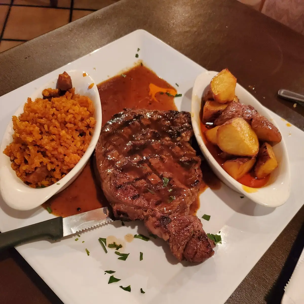 25. Bife / 25. Rib Eye