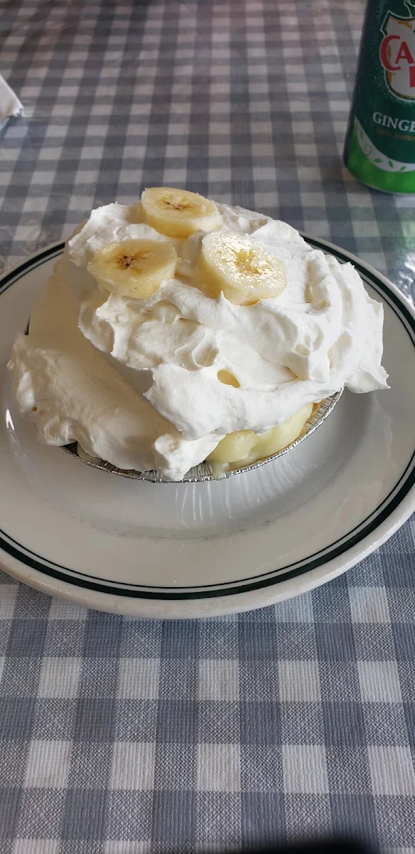Banana Cream Pie, Riverview Inn & Restaurant