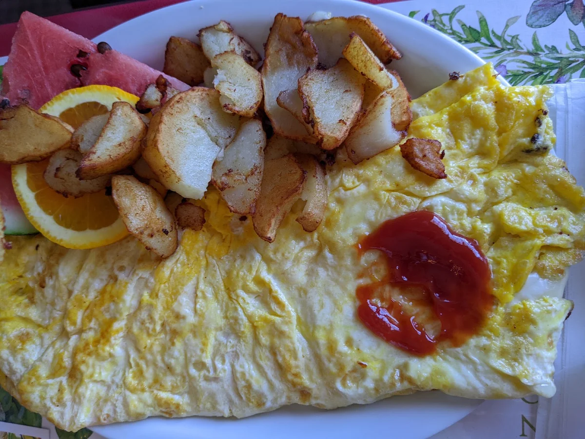 Three Cheese Omelette, Riverview Inn & Restaurant