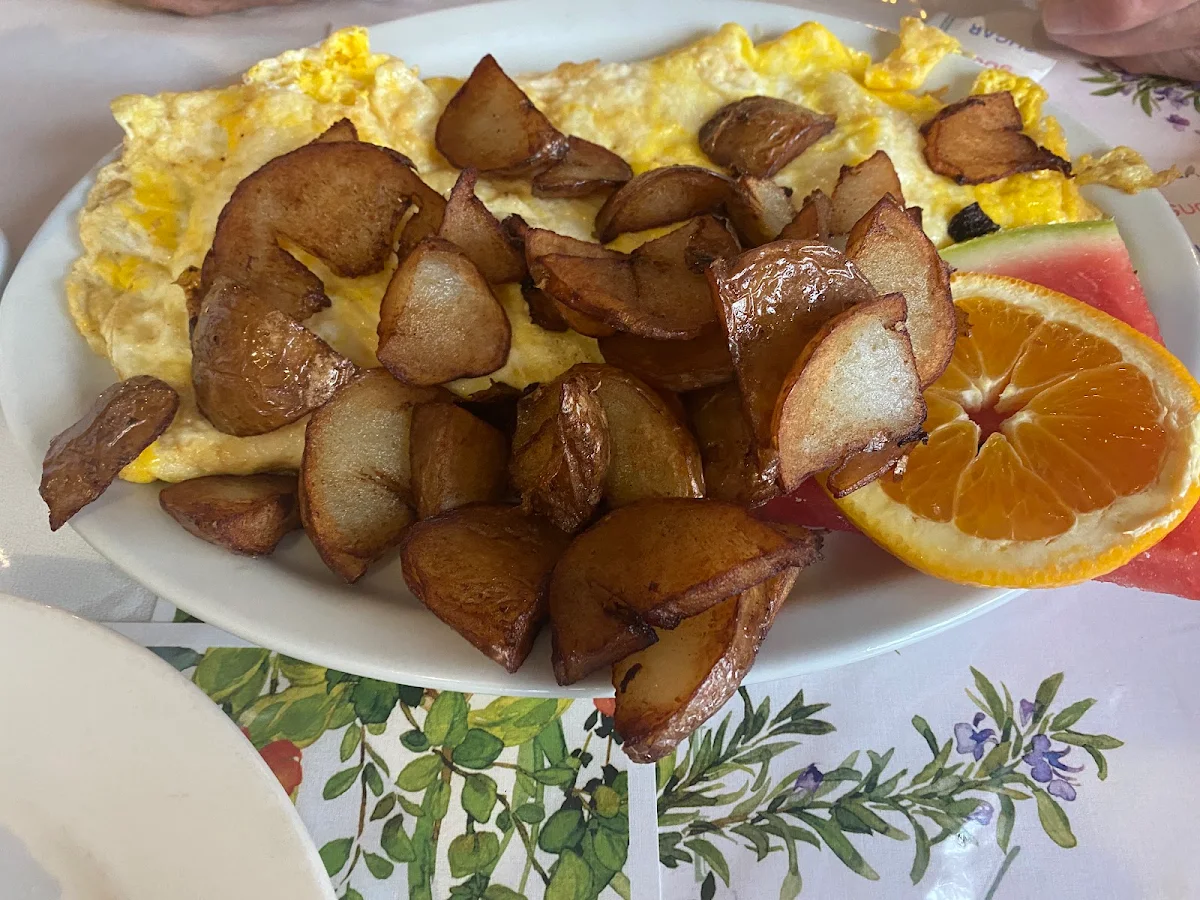 Triple Cheese Omelette, Riverview Inn & Restaurant